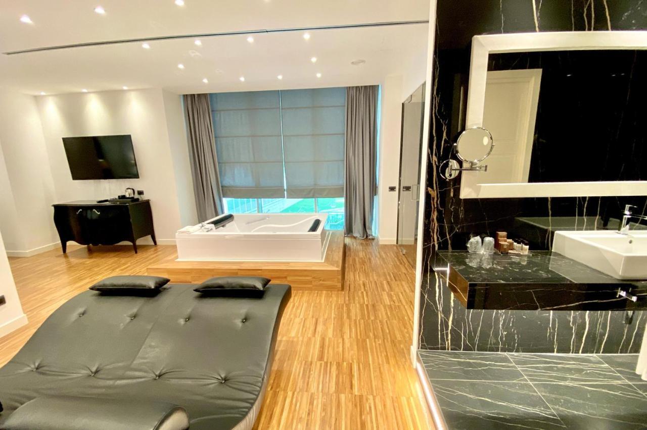 Fonte Del Benessere Resort 카스텔페트로소 외부 사진