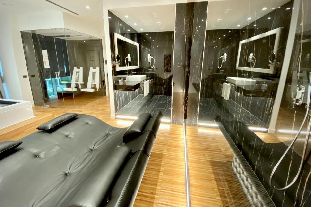 Fonte Del Benessere Resort 카스텔페트로소 외부 사진