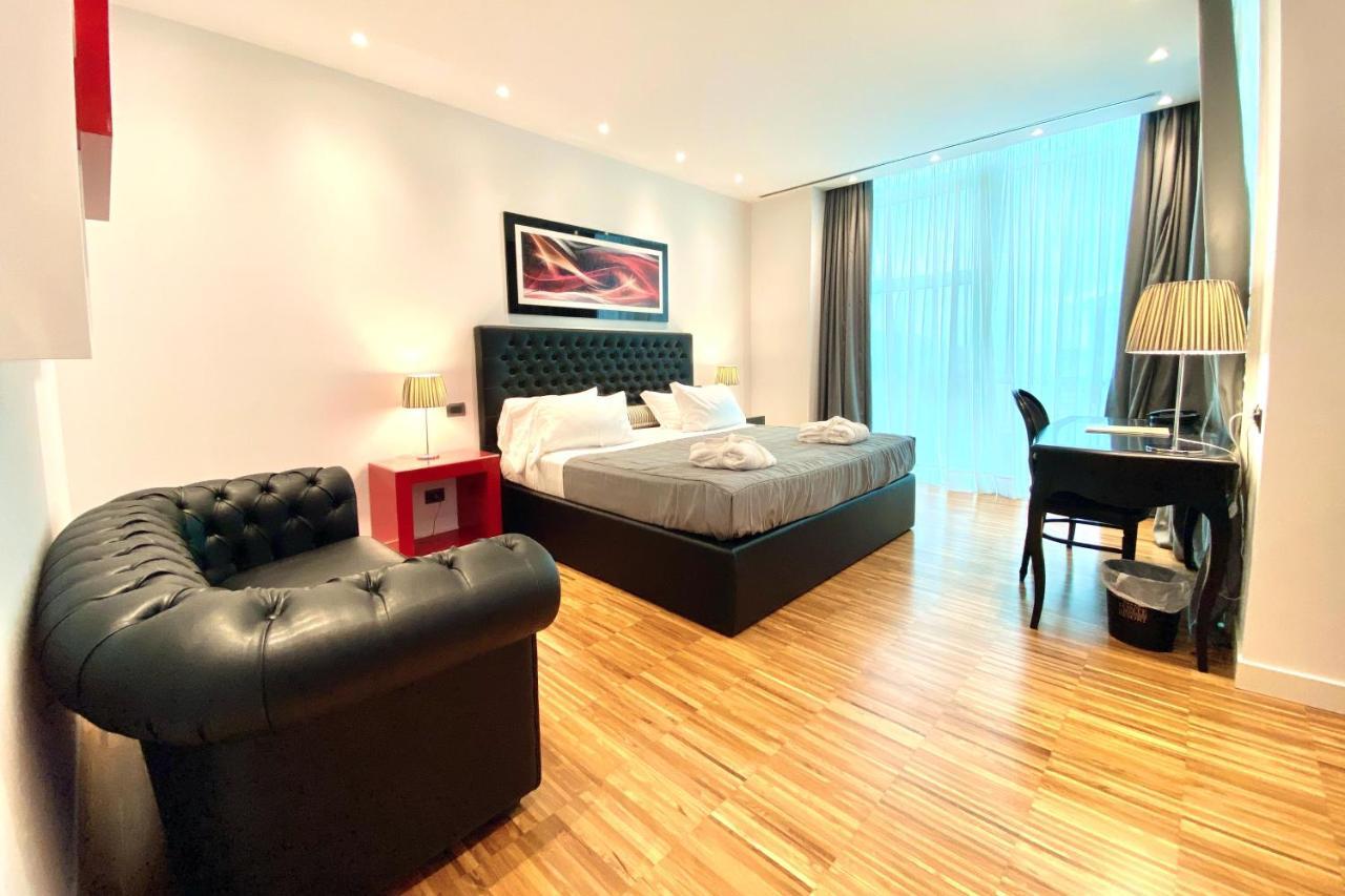 Fonte Del Benessere Resort 카스텔페트로소 외부 사진