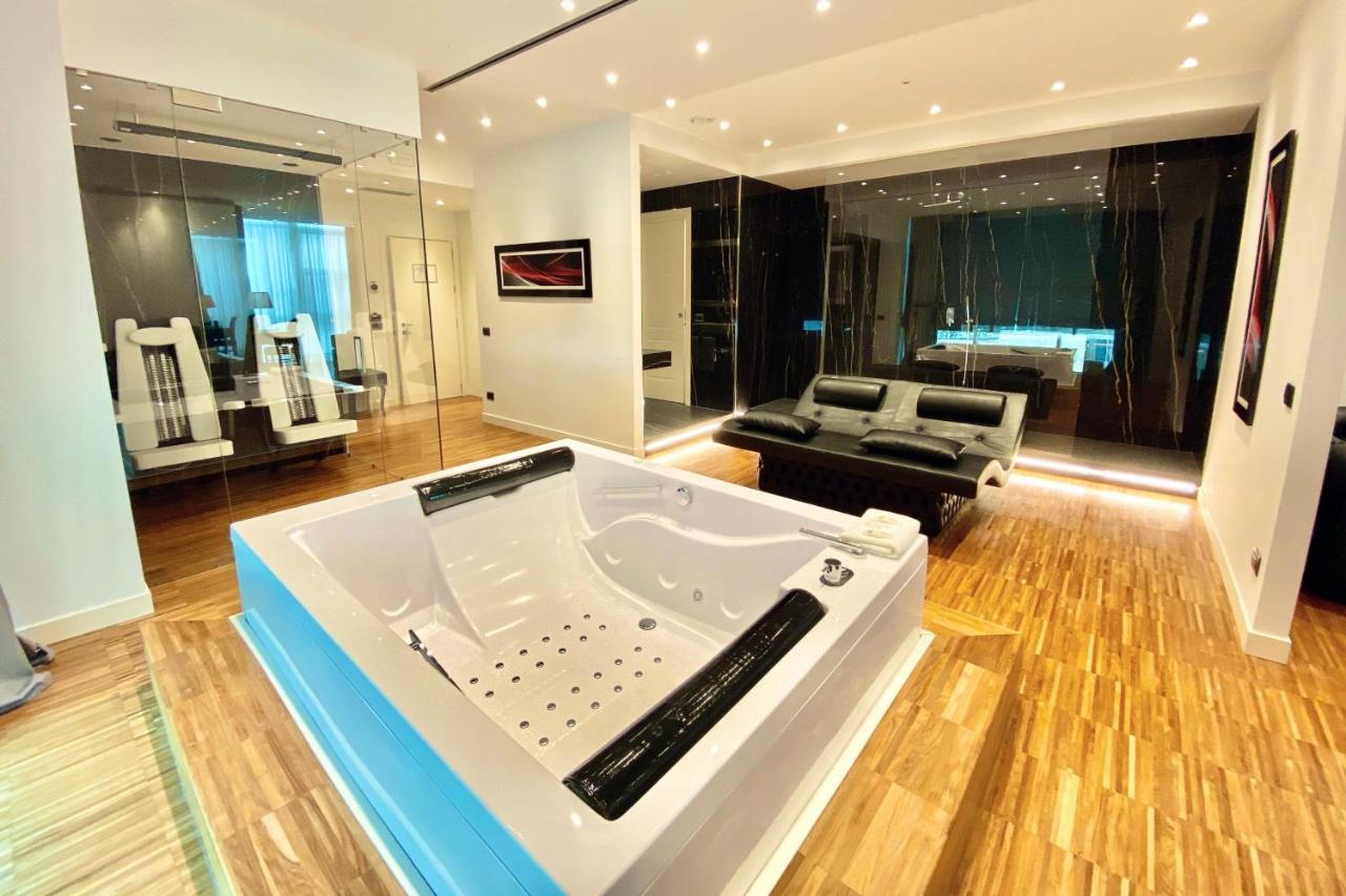 Fonte Del Benessere Resort 카스텔페트로소 외부 사진