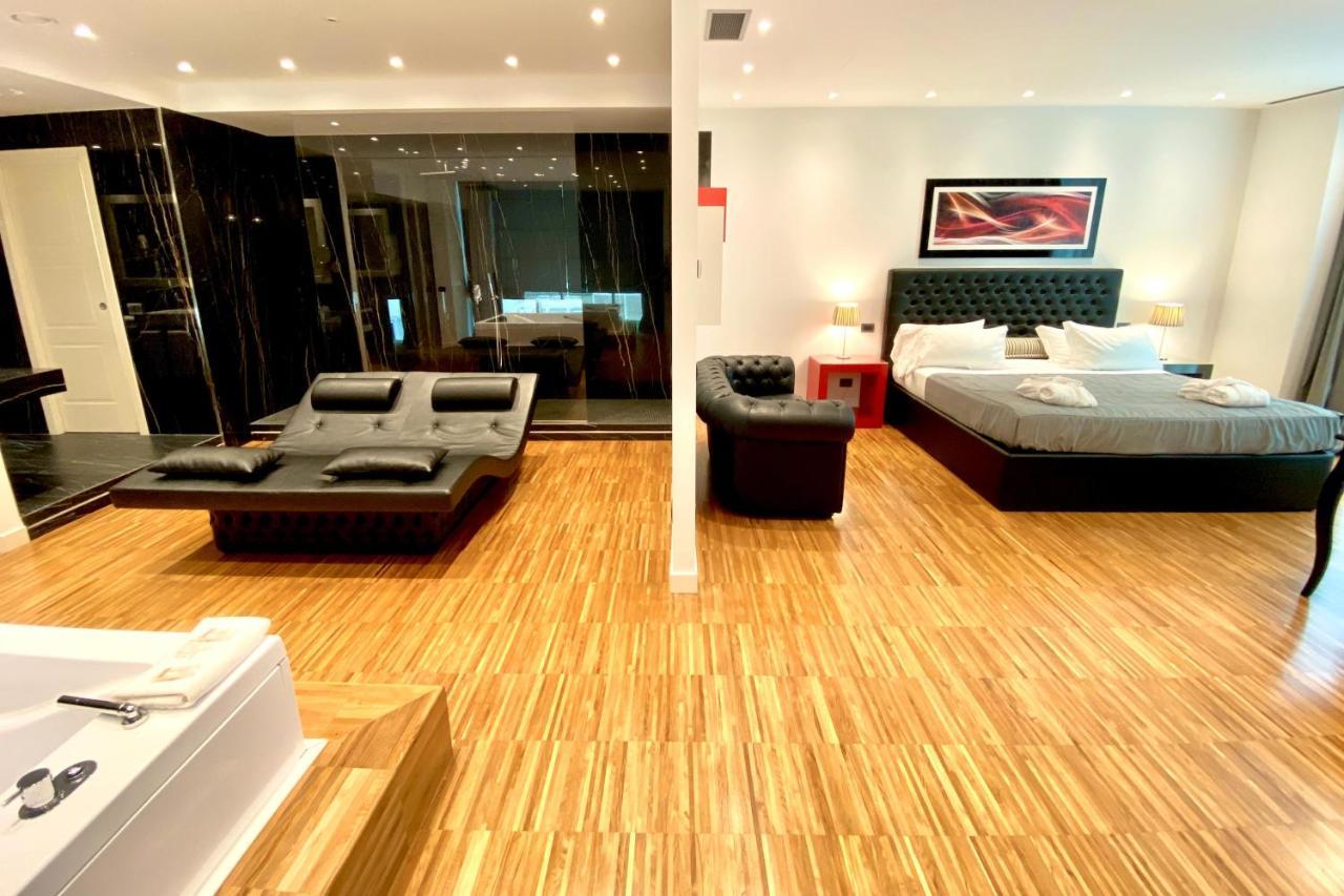 Fonte Del Benessere Resort 카스텔페트로소 외부 사진
